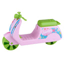 Judy Summer com Moto