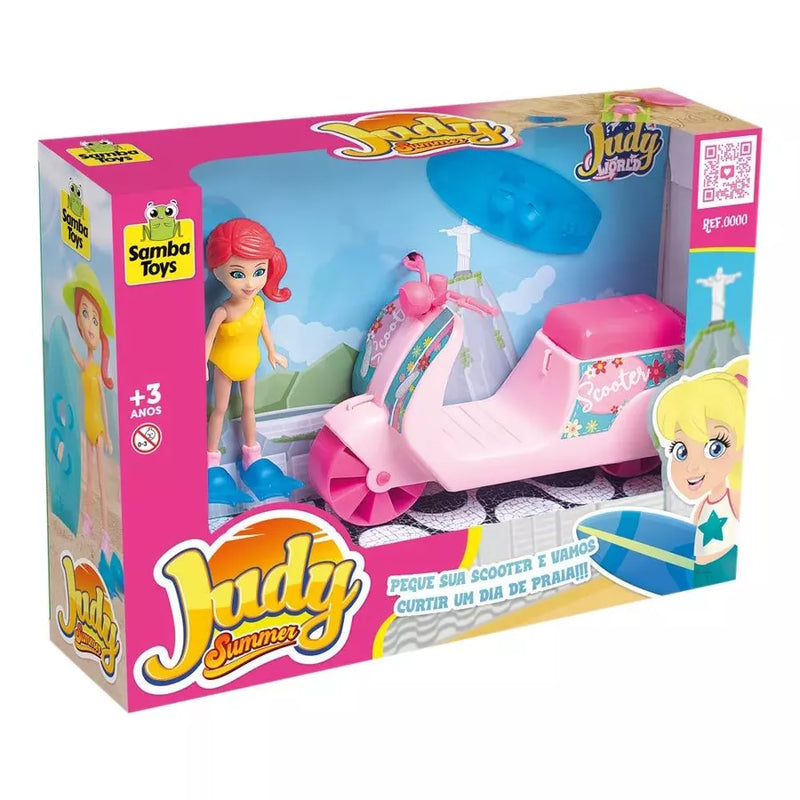 Judy Summer com Moto